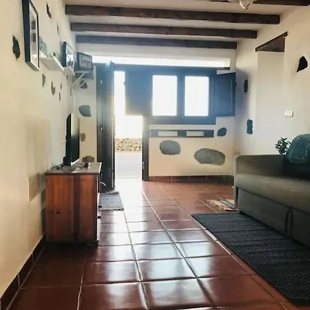 Coqueto En El Cuchillo * Tinajo