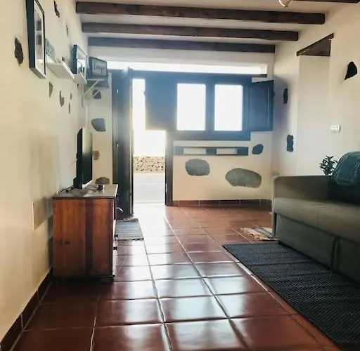 Coqueto En El Cuchillo * 蒂纳霍